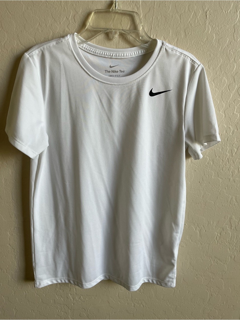 New The Nike Tee Dri-Fit Size XS